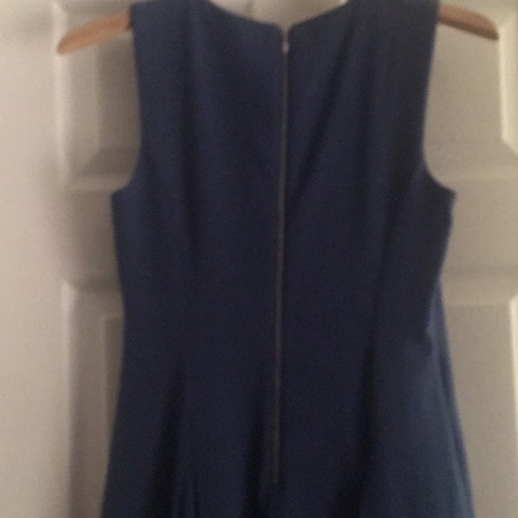 Dress A Line - Picture 7 of 10